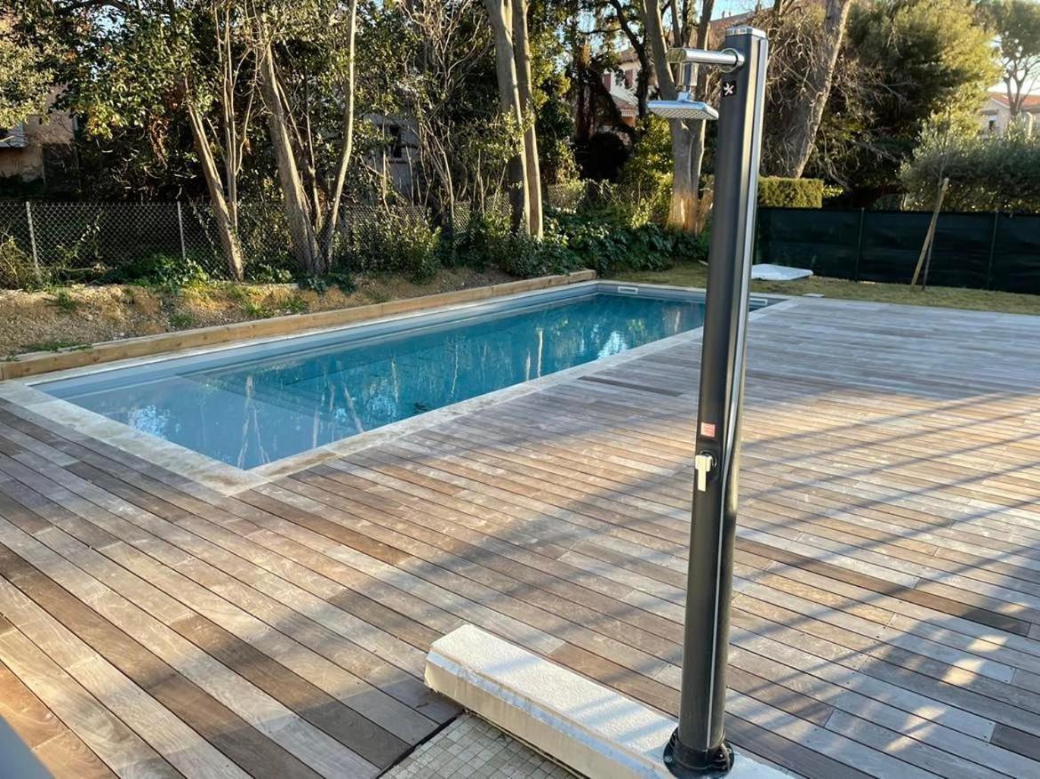 T2 Garden Beach Saint-Cyr-sur-Mer Exterior photo